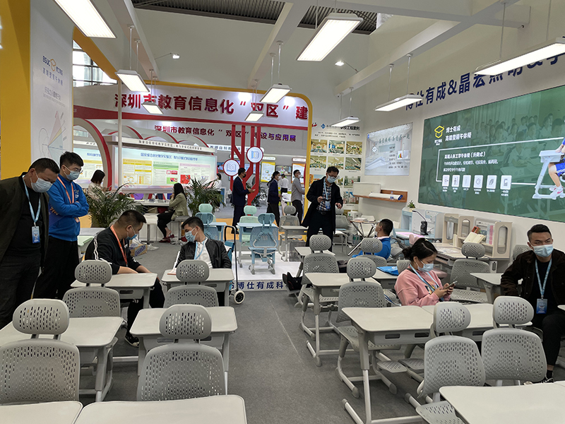 融合創新 先行示范｜博仕有成攜新型午休課桌椅亮相深圳教育裝備博覽會(圖5)